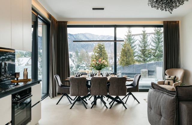 Skyline Villa - LoftAffair