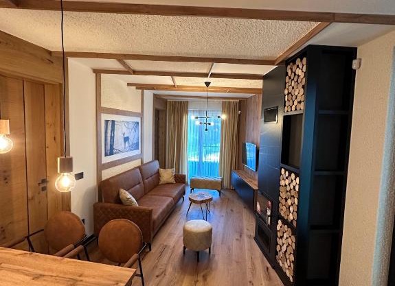 Skyridge Apartment