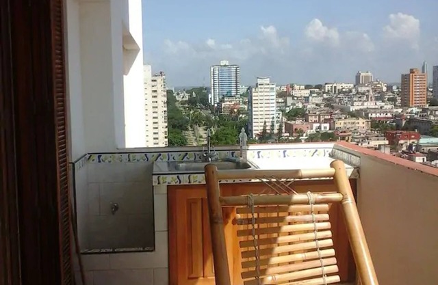 Skyview Apartment
