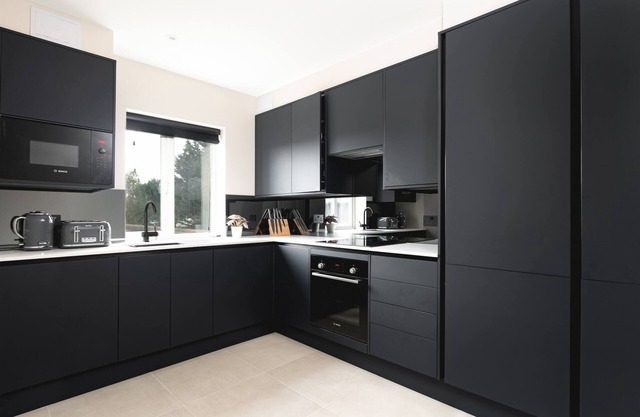 Skyvillion -4bed Cozy Cockfosters Apt Mins To Tube