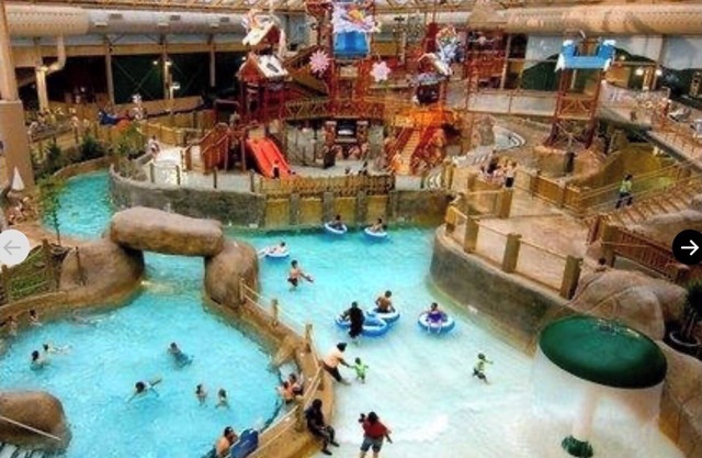 Sleeps 12, beautiful resort!