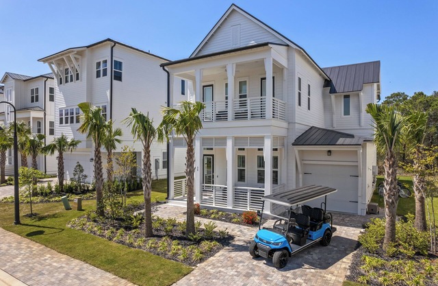 Sleeps 20 | 2 Homes, 9BDR, Arcade | Walk to Blue Mountain Beach Access & Eats