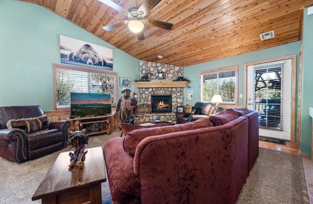Sleepy Bear Lodge