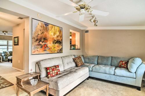 Snowbird Sanctuary with Covered Patio in Bradenton