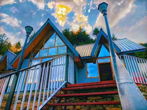 Snowind Cottages