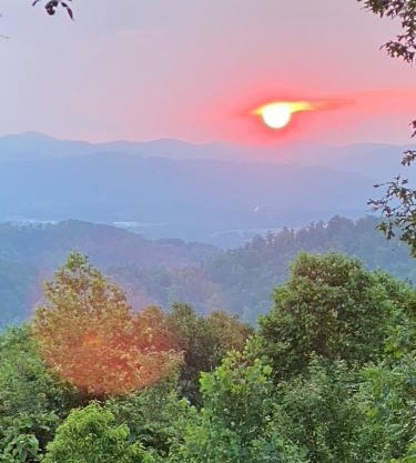Soaking in the Views, a romantic getaway for 2
