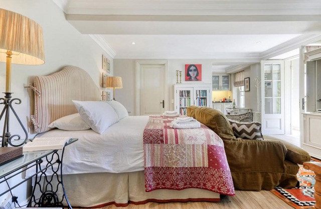 Solar Power French Country Cottage on Table Mountain