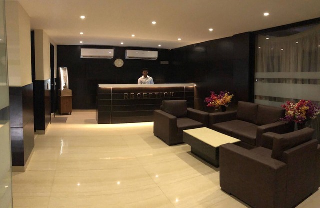 Solitaire Hotel
