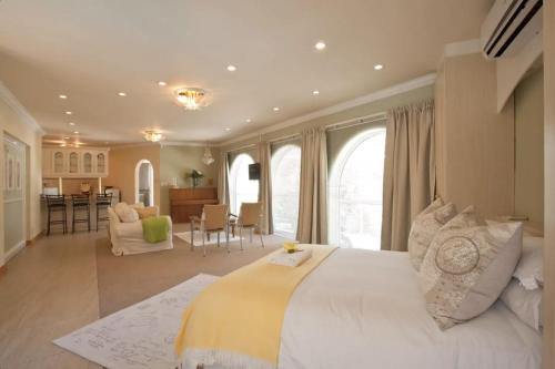 Somerset West Vacation Rental - Experience the Best of Cape Town - Wine, Golf, Sea