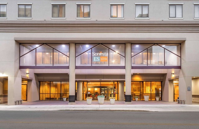 Sonesta ES Suites San Antonio Downtown Alamo Plaza