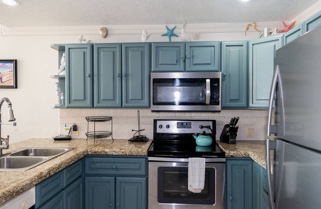 Sonoran Spa E309 - 2 BR Next to the Pool, High Speed Wi-Fi - Beachfront Upper Floor Luxury Condo
