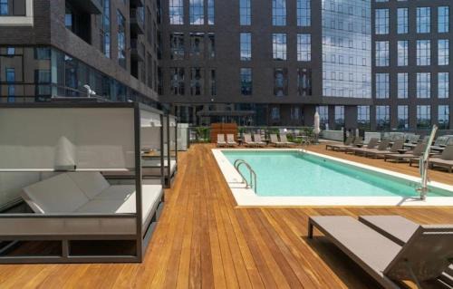 South End Apartment w Fireplace Gym & Pool