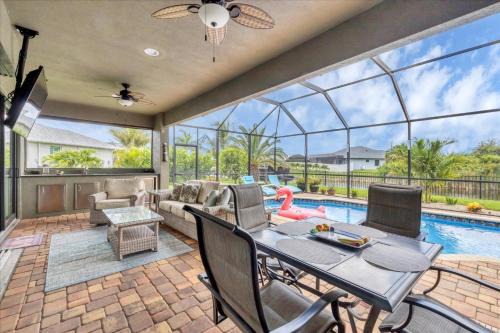 South Gulf Cove 3 Bedroom Canal Pool Home