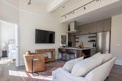 Southern Exposure at The Brent Lofts