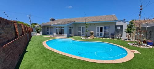 Southern Suburbs Stays