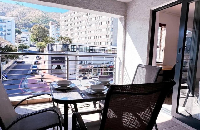 Spacious 1 Bedroom Apartment, Atlantica, Seapoint
