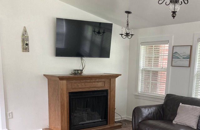 Spacious 2 bedroom getaway, bring the whole family.
