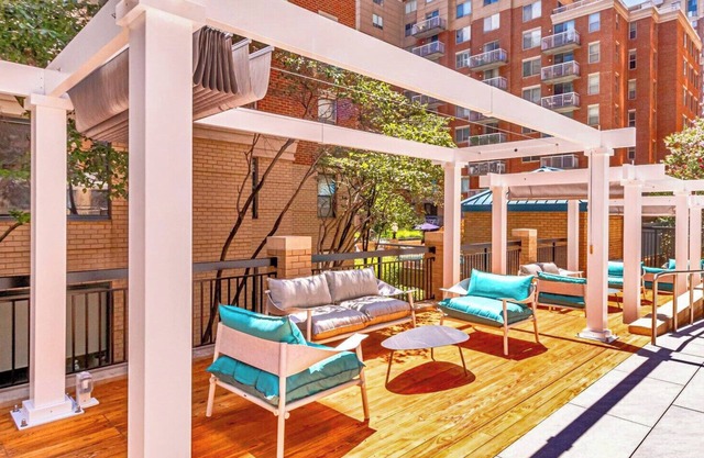 Spacious 2BR Condo at Ballston