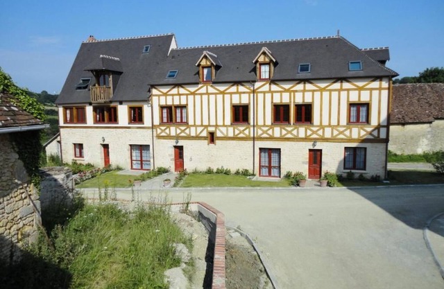 Spacious 3-bedroom apartment - Bellême, Perche Normand (sleeps up to 9)