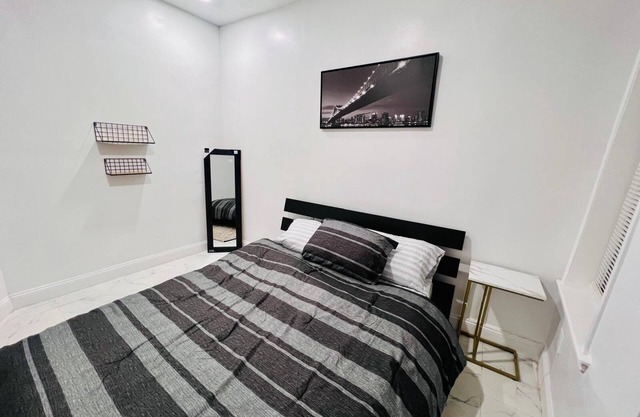 Spacious 3-bedroom apartment with AC, WiFi in marvelous Philadelphia