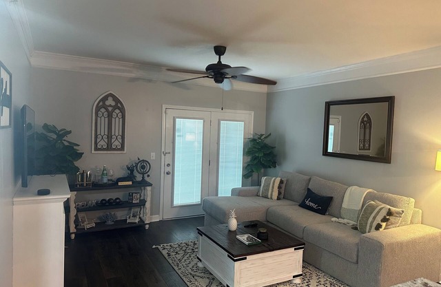 Spacious 3-bedroom with modern upgrades, in awesome University City, Charlotte