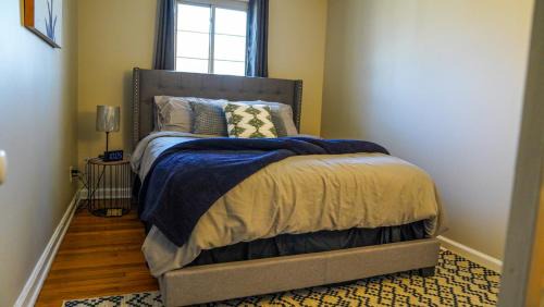 Spacious 3BR Condo, Great for Work & Family Stays