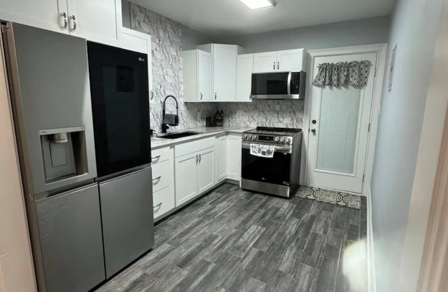 Spacious 4-bedroom house in Greensboro!