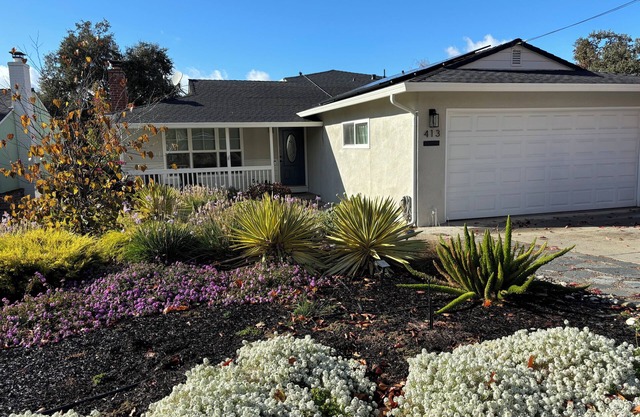 Spacious 4-bedroom house in welcoming Pleasanton with WiFi, AC