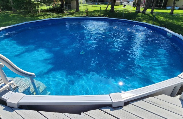 Spacious 4BR/3BA home with a private pool, just a short drive to Neyland Stadium