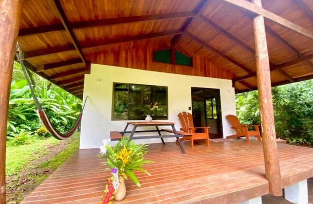Spacious and Quaint Cabaña - Playa Carbonera