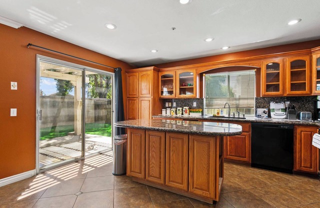 Spacious and Elegant Home on Yorktown Ct