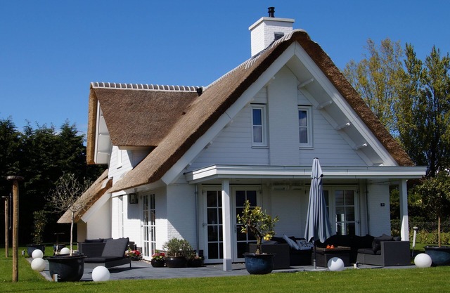 Spacious and luxurious wellness villa in Noordwijk with large private garden
