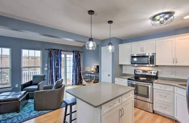 Spacious, Bright, Pristine Penn State Home!