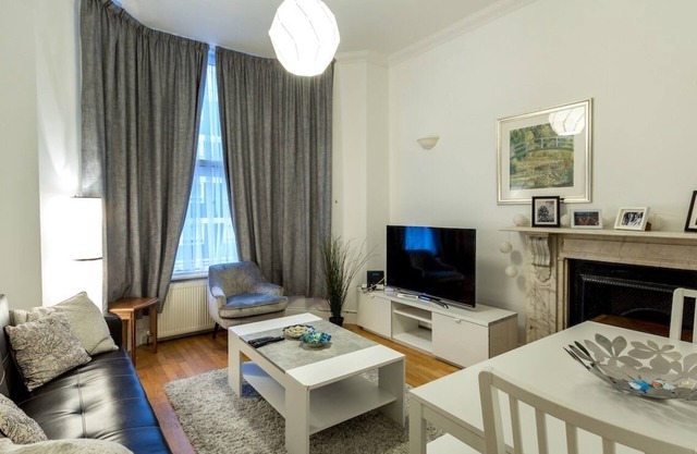 Spacious Centrally Located One Bed