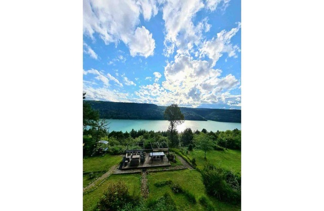 Spacious chalet *** panoramic lake view terrace