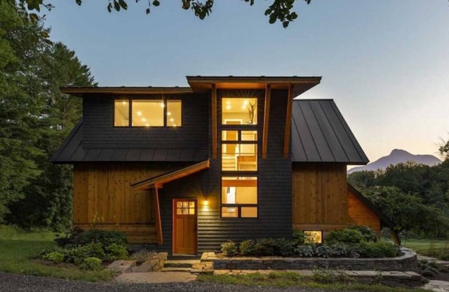 Spacious Contemporary Dream Home