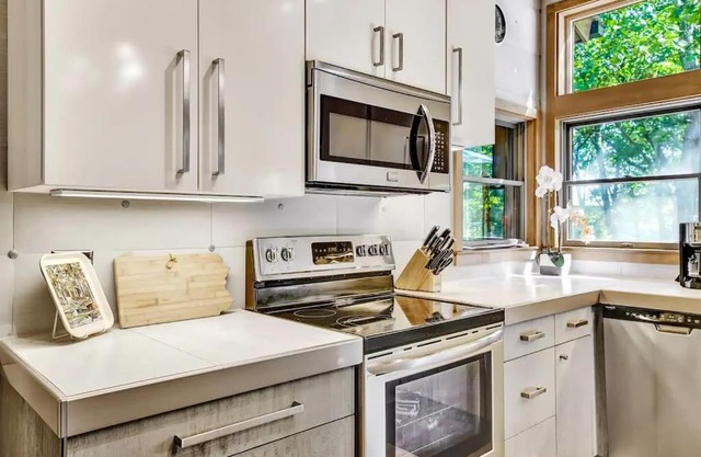 Spacious Design Lodge In Woods - Bushkill