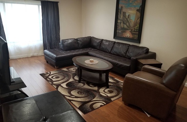 Spacious fully remodeled 2 bedroom and 2 bath condo in the heart of Bixby knolls
