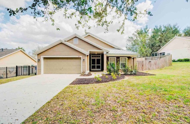 Spacious Getaway ~ Heated LED Pool & Ping Pong