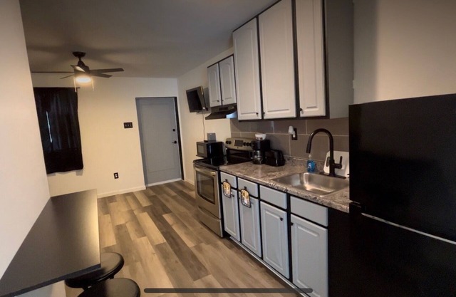 Spacious getaway, so fresh and clean!
