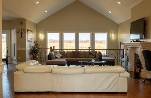 ✨️ Spacious Lakeview Retreat in Scenic Wine Country ✨️