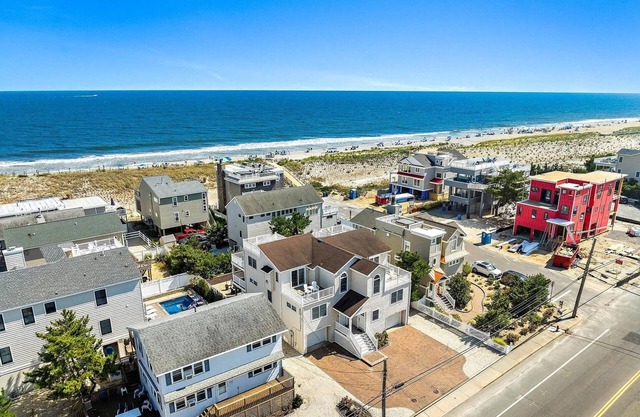 Spacious LBI Beach House Rental – Steps from the Sand on a quiet Beach Block!