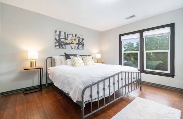 Spacious Michigan City Getaway - Near Outlet Mall