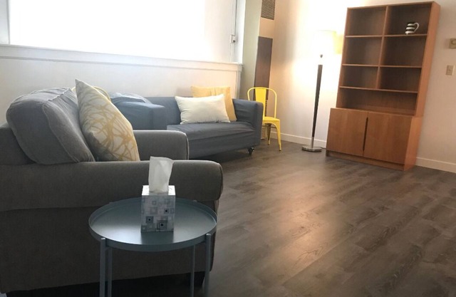 Spacious, Modern 2BD Apartment #4, near Missoula & Bitterroot