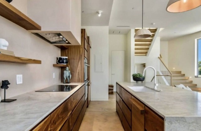 Spacious One Bedroom in Silverlake, Los Angeles