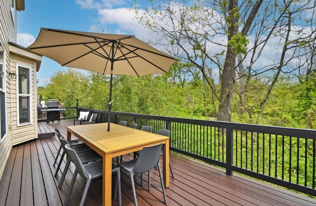 Spacious, Quiet & Location! – Great for Long Stays