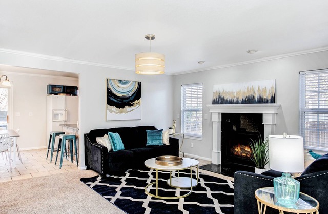 Spacious Retreat with great yard 4bd/3bth