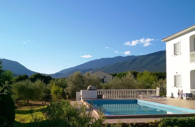 Spacious secluded rural villa with private pool, panoramic views, AC sleeps 6-13