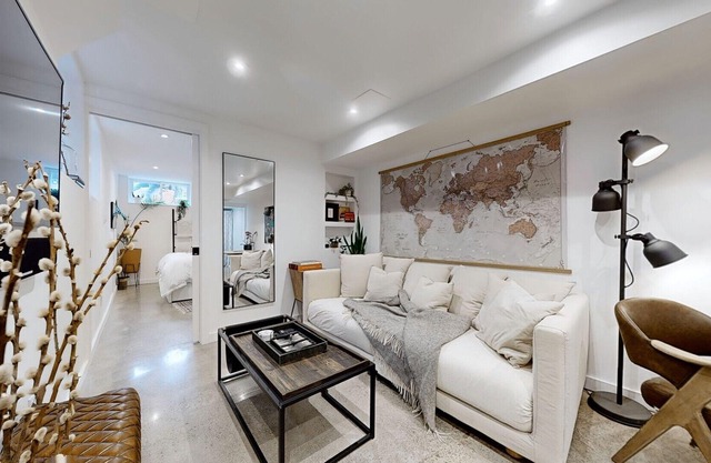 Spacious & Sunny 1BD with Backyard