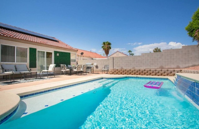 Spectacular 3BR Home w/Pool